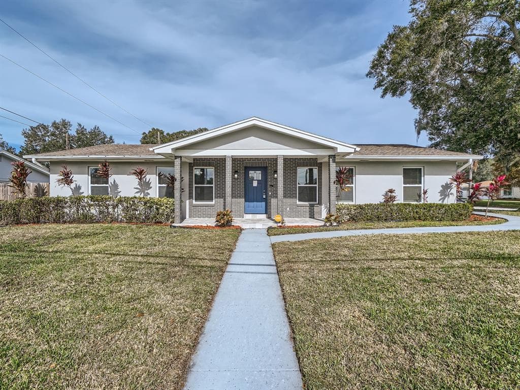 1498 HUNT LANE CLEARWATER, FL 33764