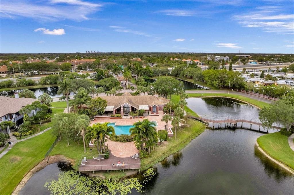 10263 GANDY BOULEVARD N UNIT 101 ST PETERSBURG, FL 33702