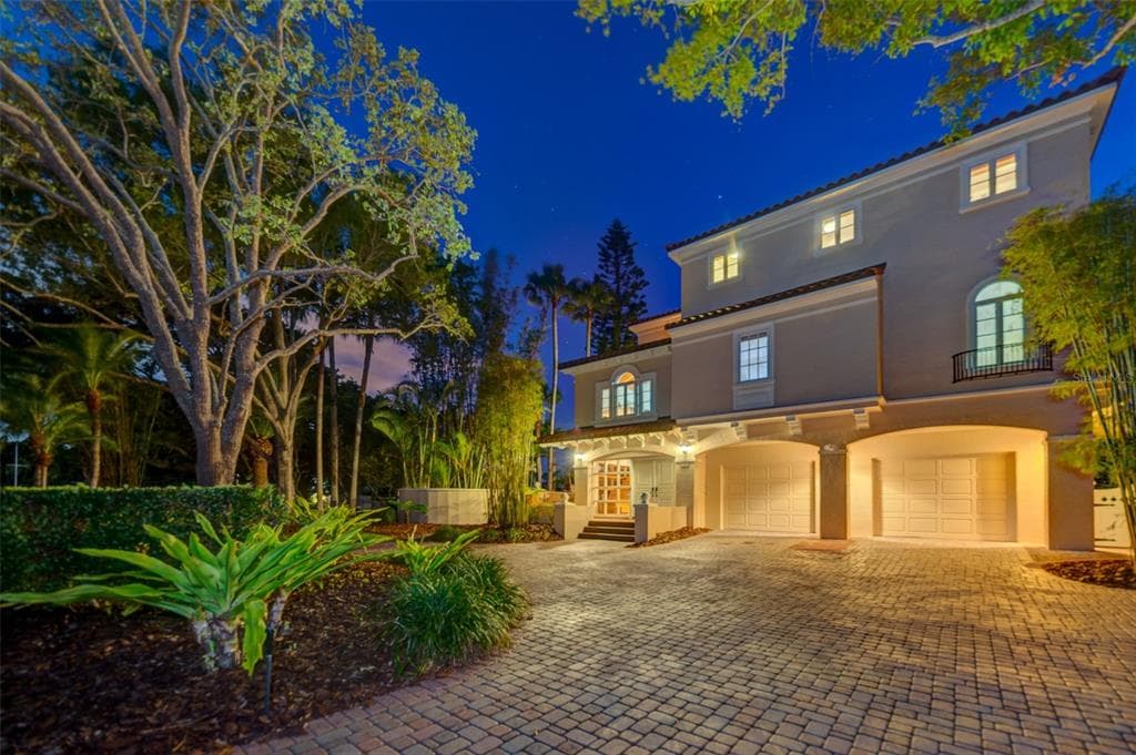 128 CARLYLE DRIVE PALM HARBOR, FL 34683
