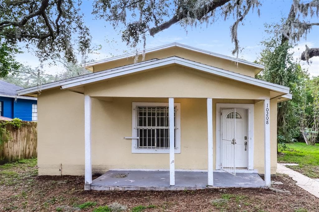 10208 N 16TH STREET N TAMPA, FL 33612