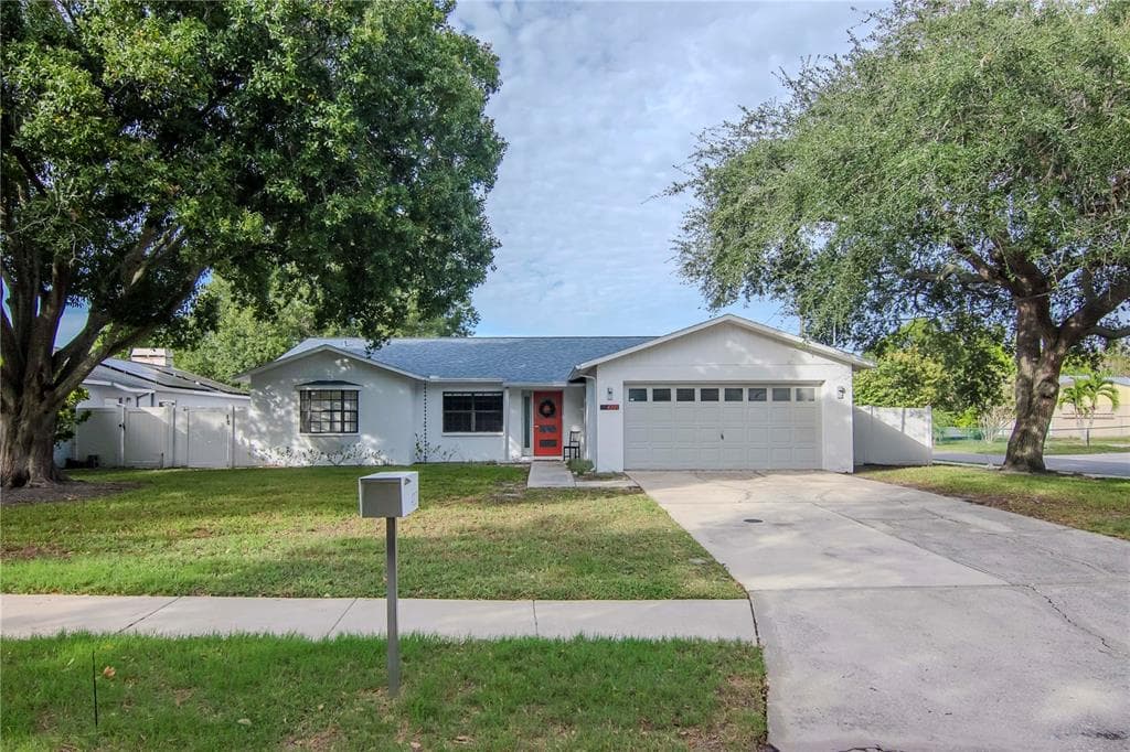 4201 W WYOMING AVENUE TAMPA, FL 33616