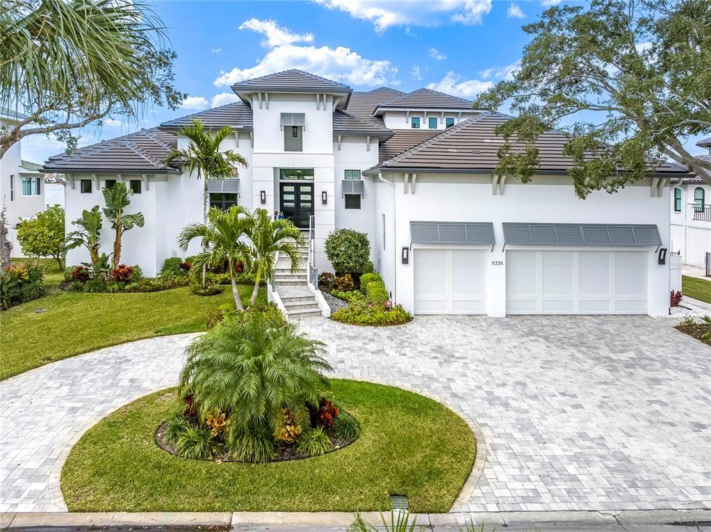 5335 61ST AVENUE S ST PETERSBURG, FL 33715