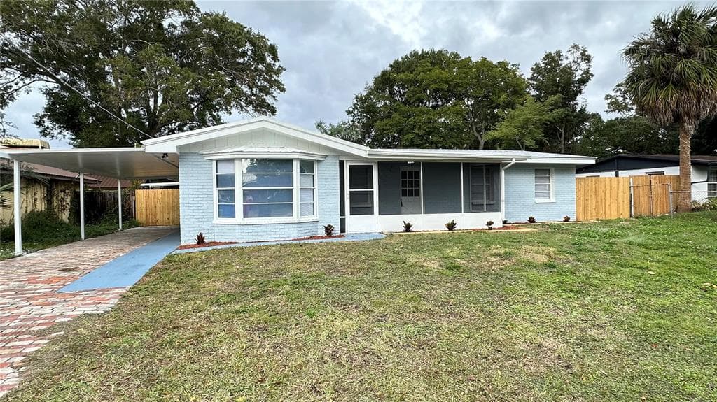 9219 W ROBSON STREET TAMPA, FL 33615