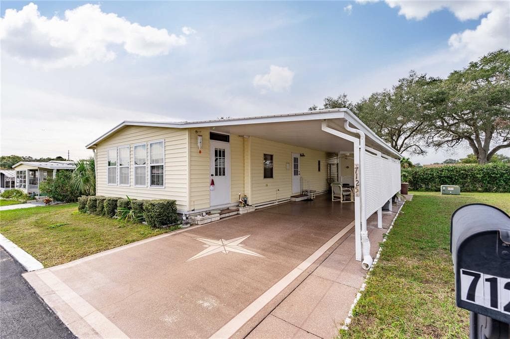 7125 EL TORRO STREET ZEPHYRHILLS, FL 33541