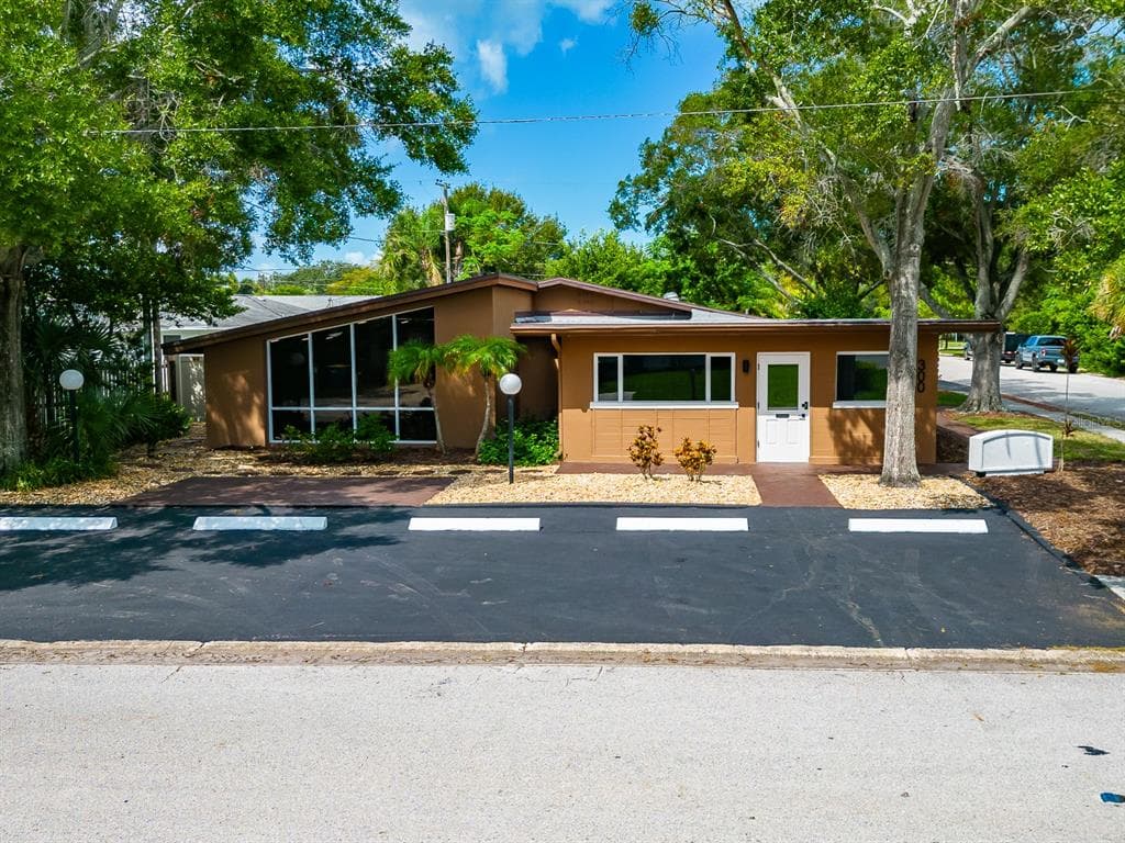300 S SATURN AVENUE CLEARWATER, FL 33755