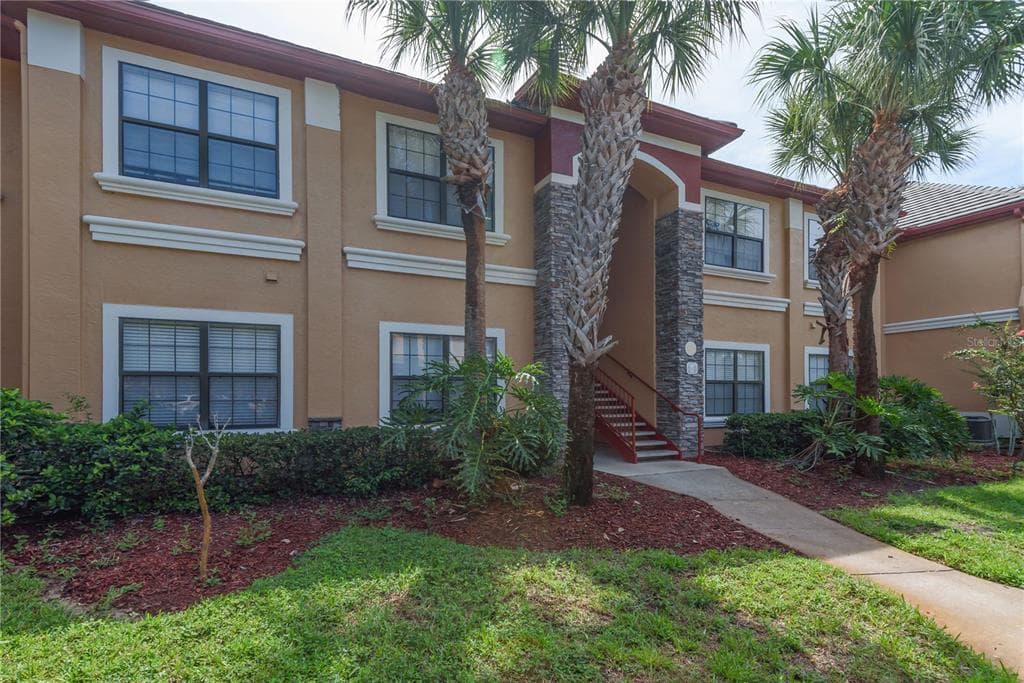 2262 CHIANTI PLACE UNIT 5-0526 PALM HARBOR, FL 34683