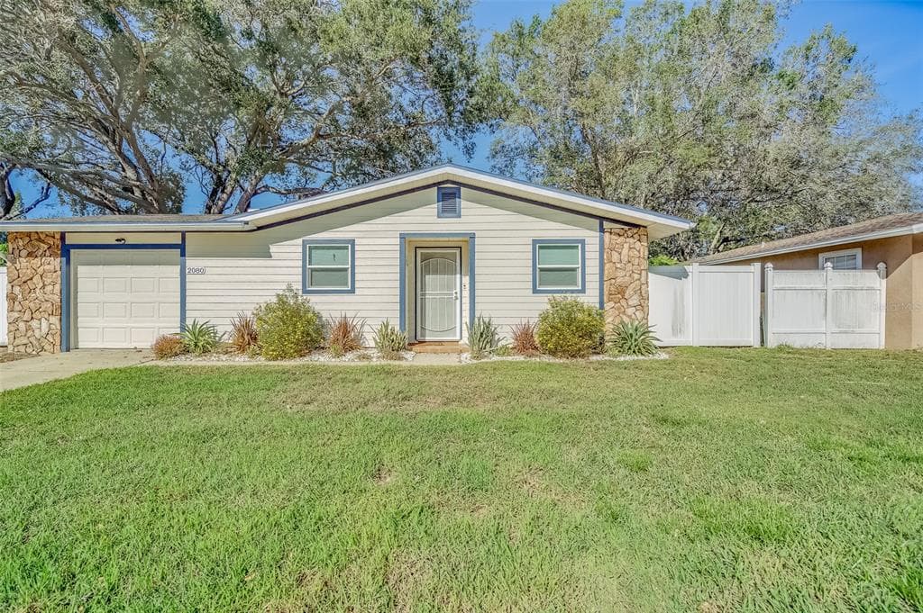 2080 BUTTERNUT CIRCLE W CLEARWATER, FL 33763