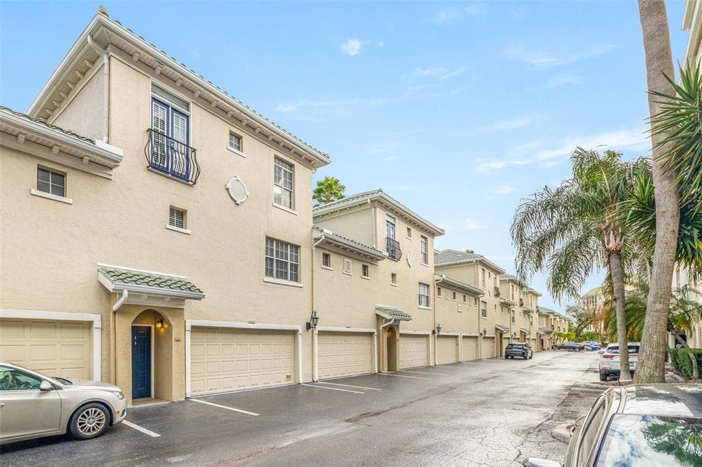 501 KNIGHTS RUN AVENUE UNIT 5102 TAMPA, FL 33602