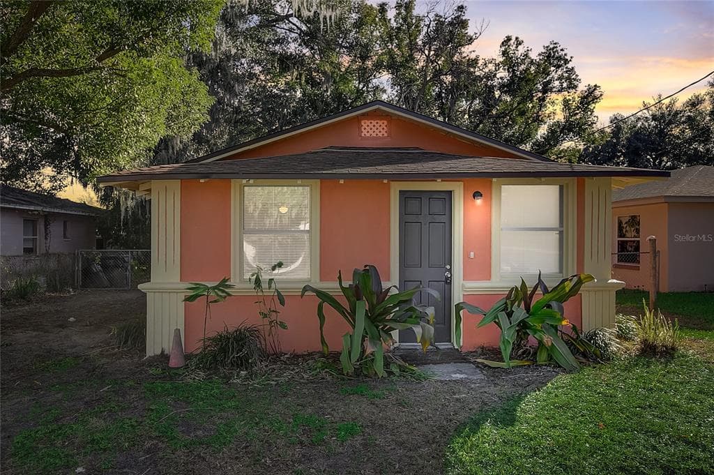 506 WHITEHURST STREET LAKELAND, FL 33805
