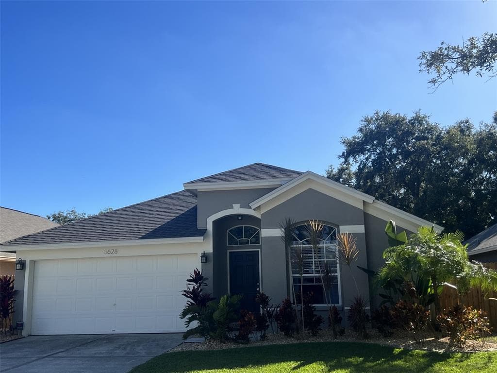 5628 PADDOCK TRAIL DRIVE TAMPA, FL 33624