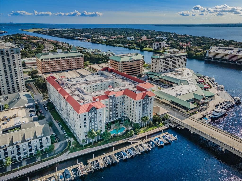 700 S HARBOUR ISLAND BOULEVARD UNIT 542 TAMPA, FL 33602