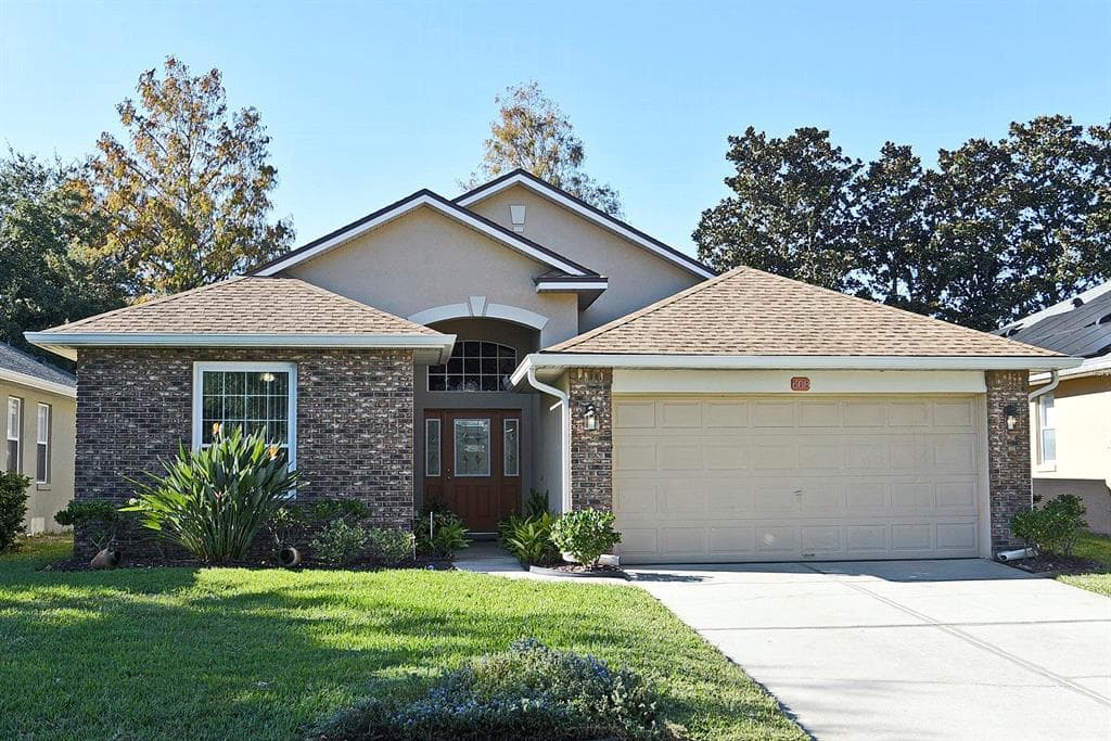 608 DARTFORD COURT DEBARY, FL 32713