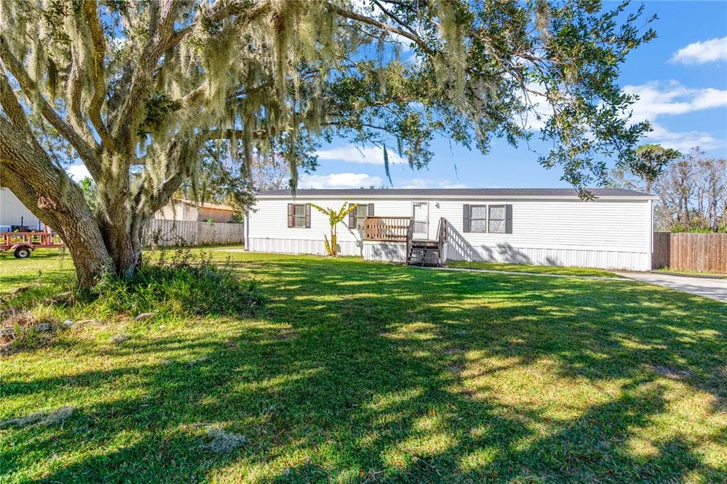 1623 LUNN WOODS TRAIL LAKELAND, FL 33811