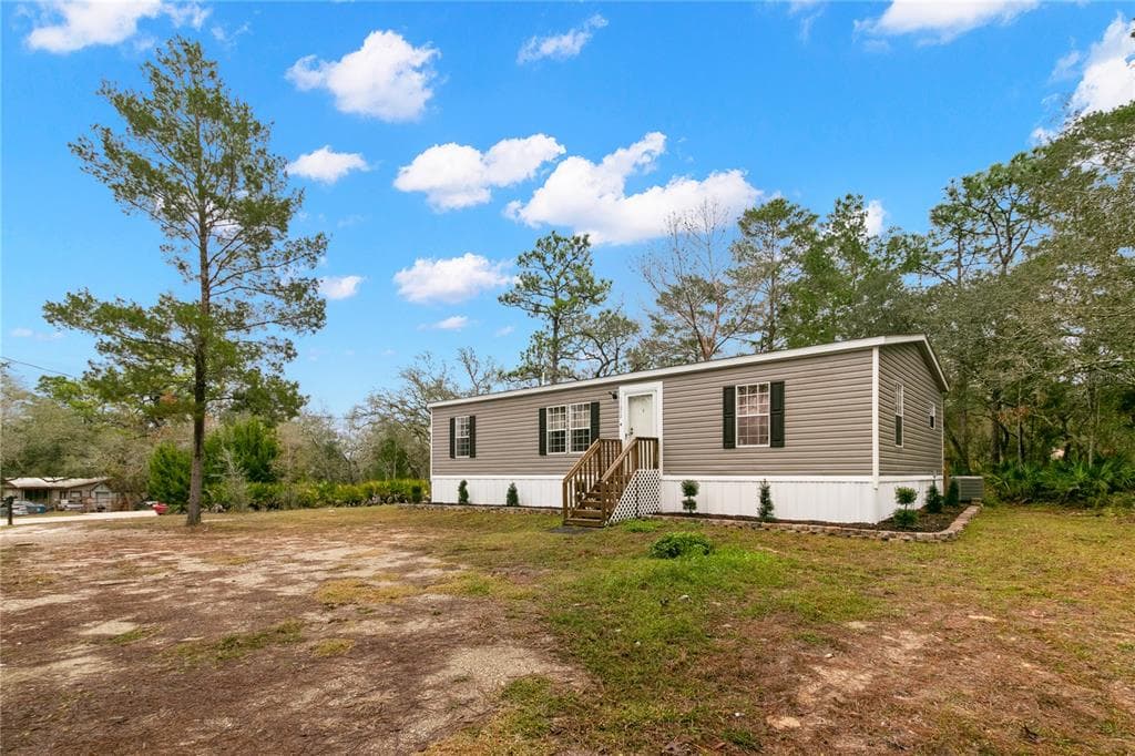 11042 ROSTOCK ROAD WEEKI WACHEE, FL 34614