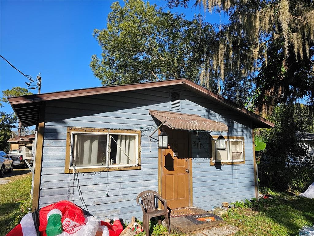 317 PETTEWAY DRIVE LAKELAND, FL 33805