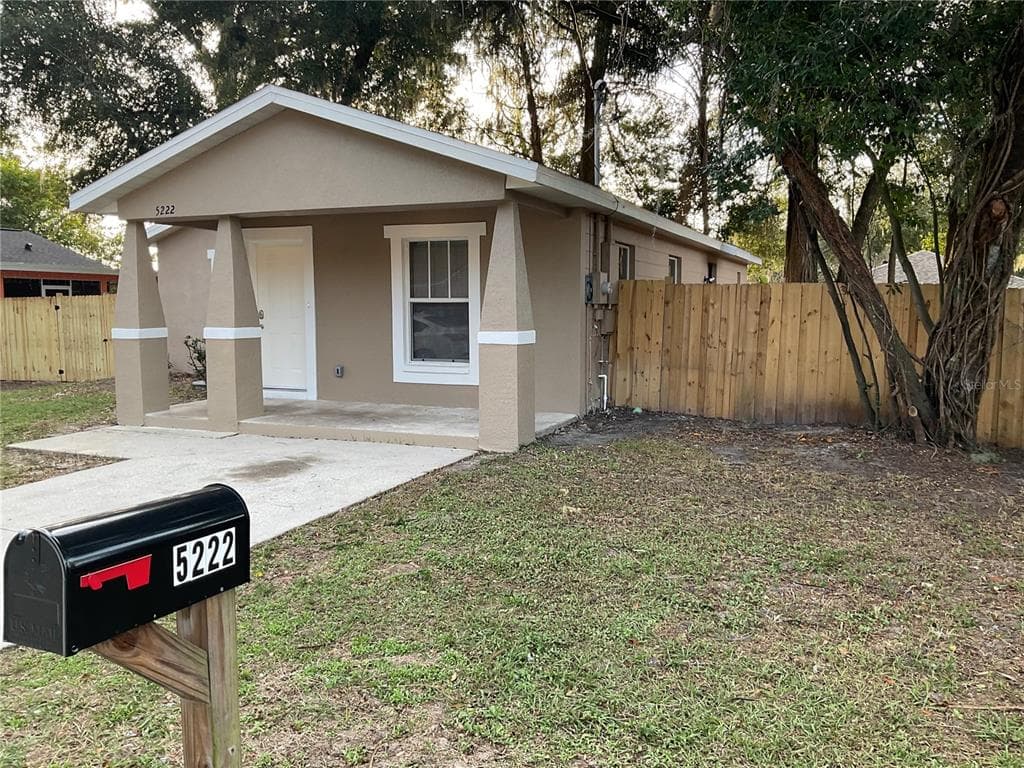5222 ORANGE AVENUE SEFFNER, FL 33584