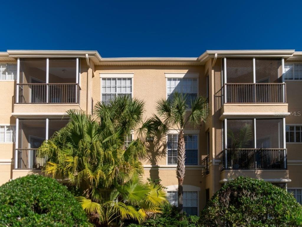 5125 PALM SPRINGS BOULEVARD UNIT 10302 TAMPA, FL 33647
