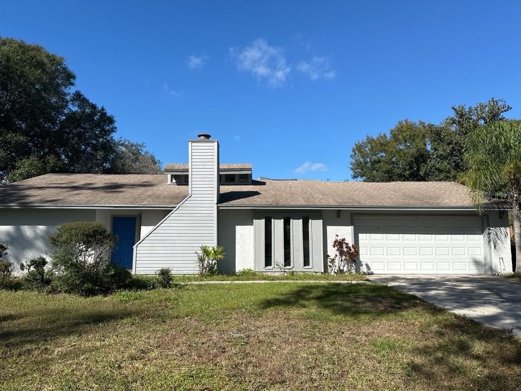 611 BLUE GILL COURT TAMPA, FL 33613