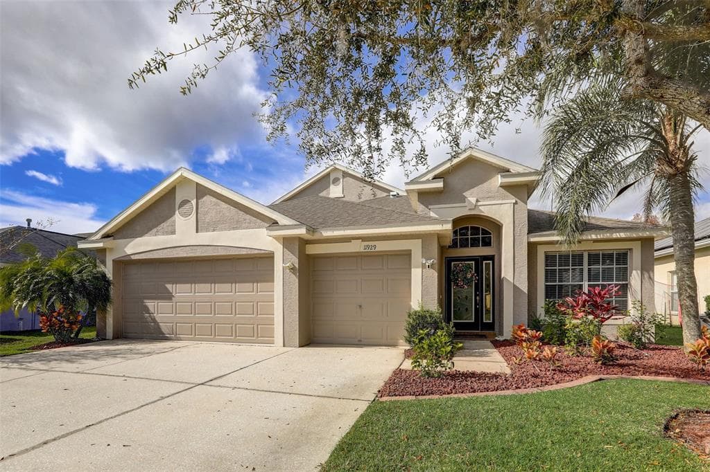 11929 NORTHUMBERLAND DRIVE TAMPA, FL 33626
