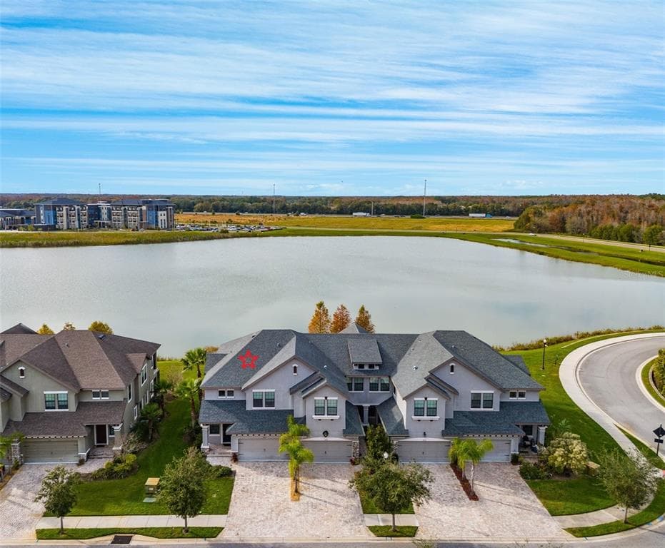 4923 WANDERING WAY WESLEY CHAPEL, FL 33544
