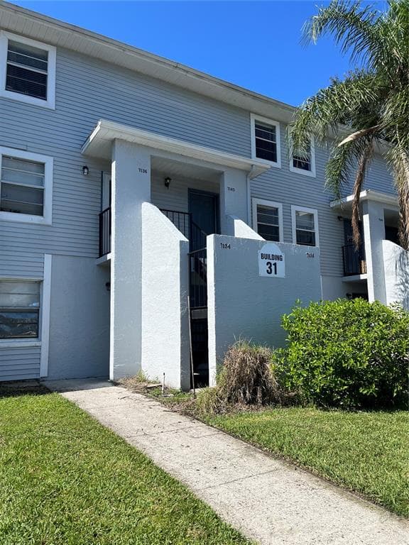 7140 WATERSIDE DRIVE UNIT 31204 TAMPA, FL 33617