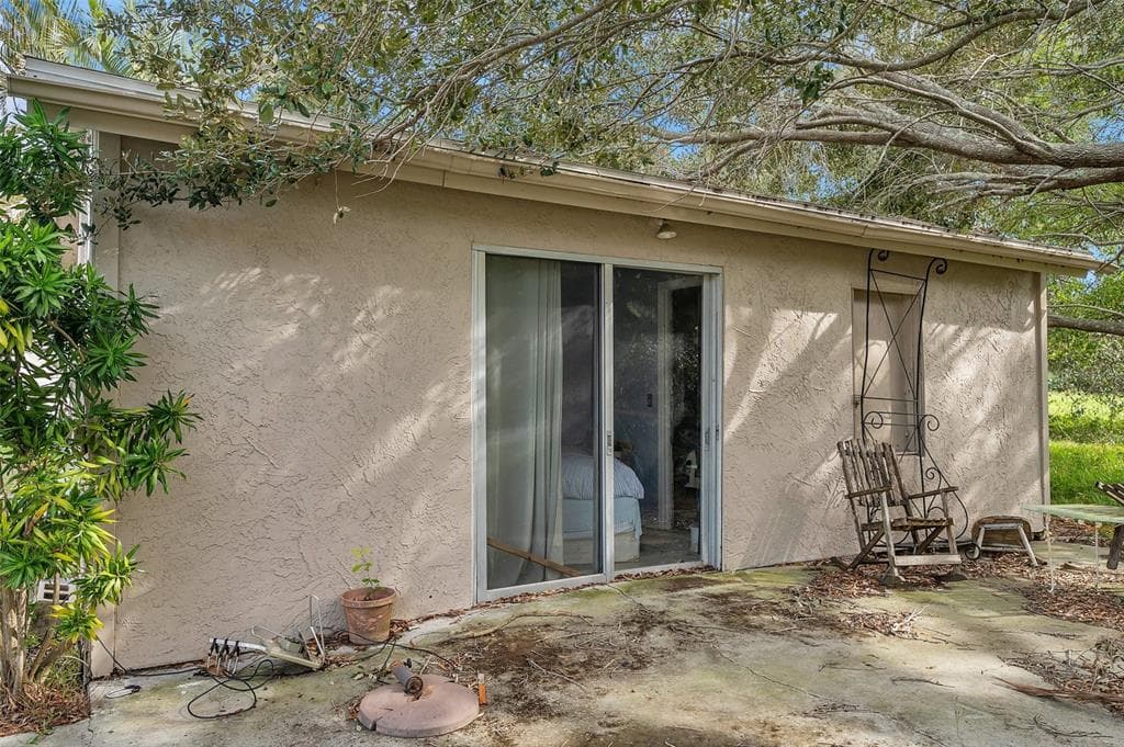 11575 MURRAY AVENUE SEMINOLE, FL 33778