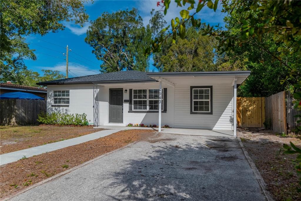 4943 3RD AVENUE S ST PETERSBURG, FL 33707