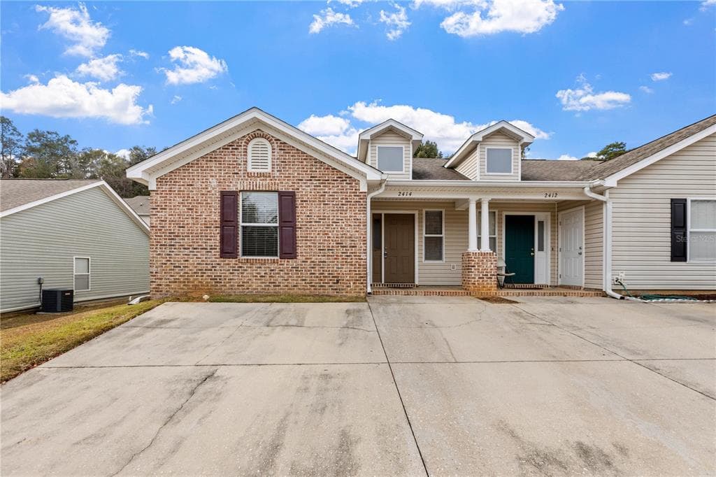 2414 QUAZAR CIRCLE TALLAHASSEE, FL 32311