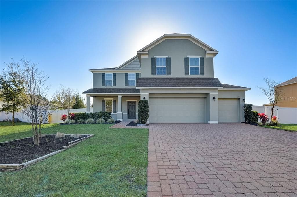 122 LOS ARBOR DRIVE DELAND, FL 32724