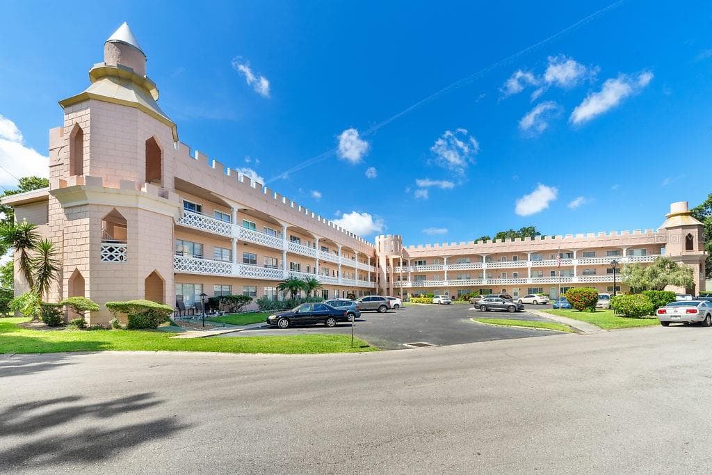 2358 ECUADORIAN WAY UNIT 42 CLEARWATER, FL 33763