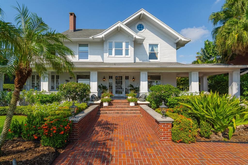 819 BAYSHORE BOULEVARD TAMPA, FL 33606