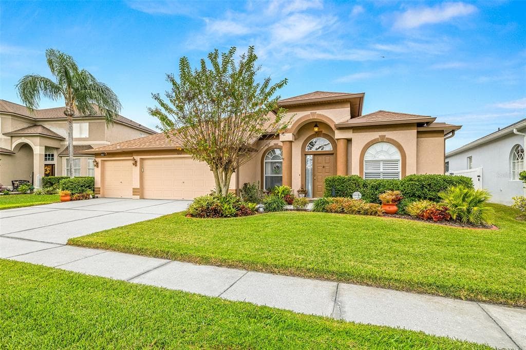 5052 BALSAM DRIVE LAND O LAKES, FL 34639