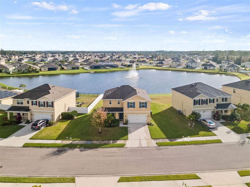 14953 FLOWING GOLD DRIVE BRADENTON, FL 34212