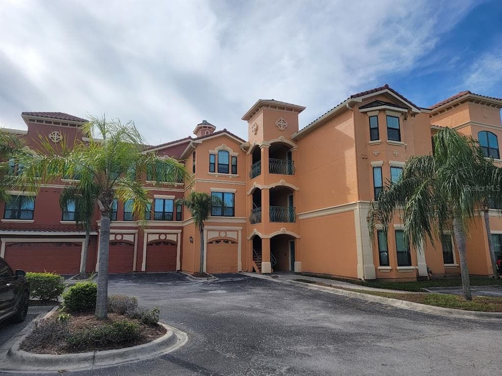 2749 VIA CIPRIANI UNIT 1022B CLEARWATER, FL 33764