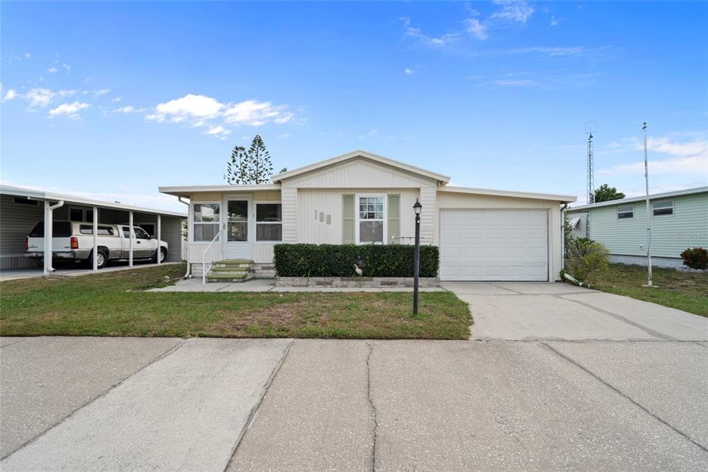 1710 7TH STREET SW UNIT 100 RUSKIN, FL 33570
