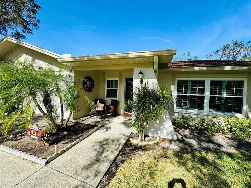 2238 MARSHALL DRIVE DUNEDIN, FL 34698