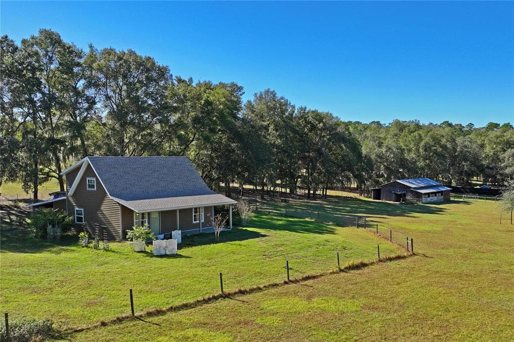 7266 CR 663 BUSHNELL, FL 33513