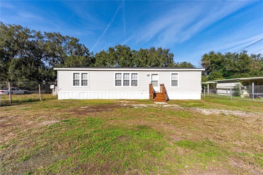 38229 RUTH AVENUE ZEPHYRHILLS, FL 33540