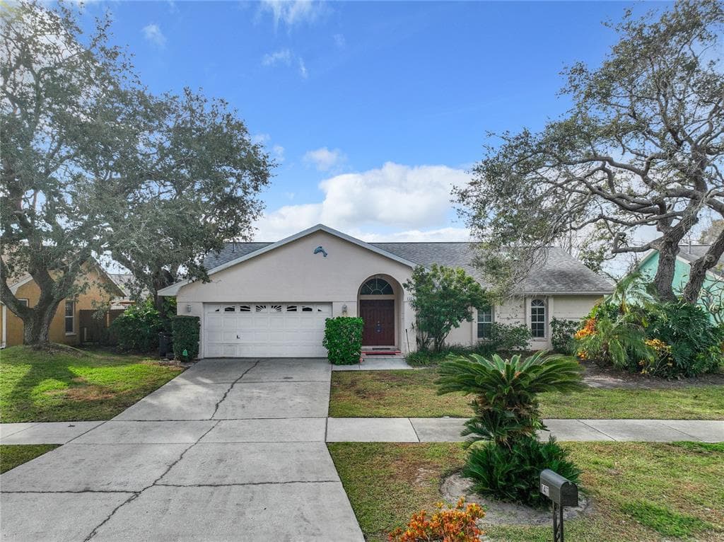 1411 MERES BOULEVARD TARPON SPRINGS, FL 34689
