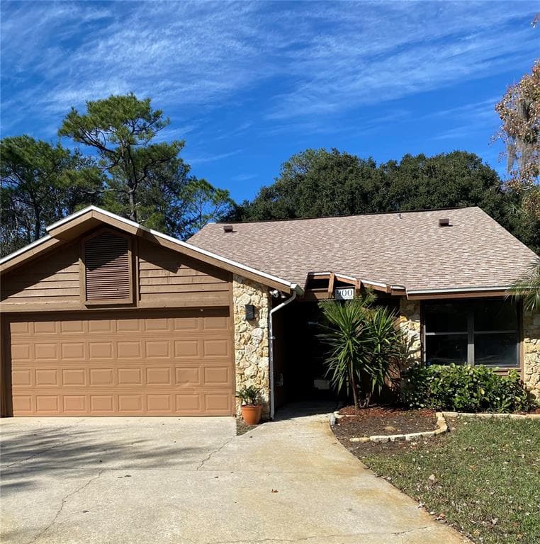 900 N LAKEWOOD TERRACE PORT ORANGE, FL 32127