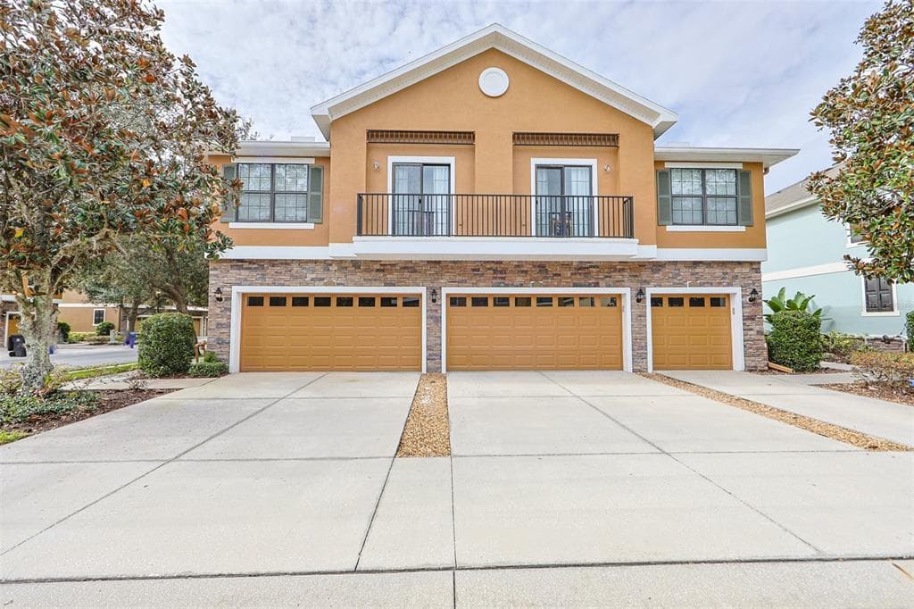5739 KINGLETHILL DRIVE LITHIA, FL 33547