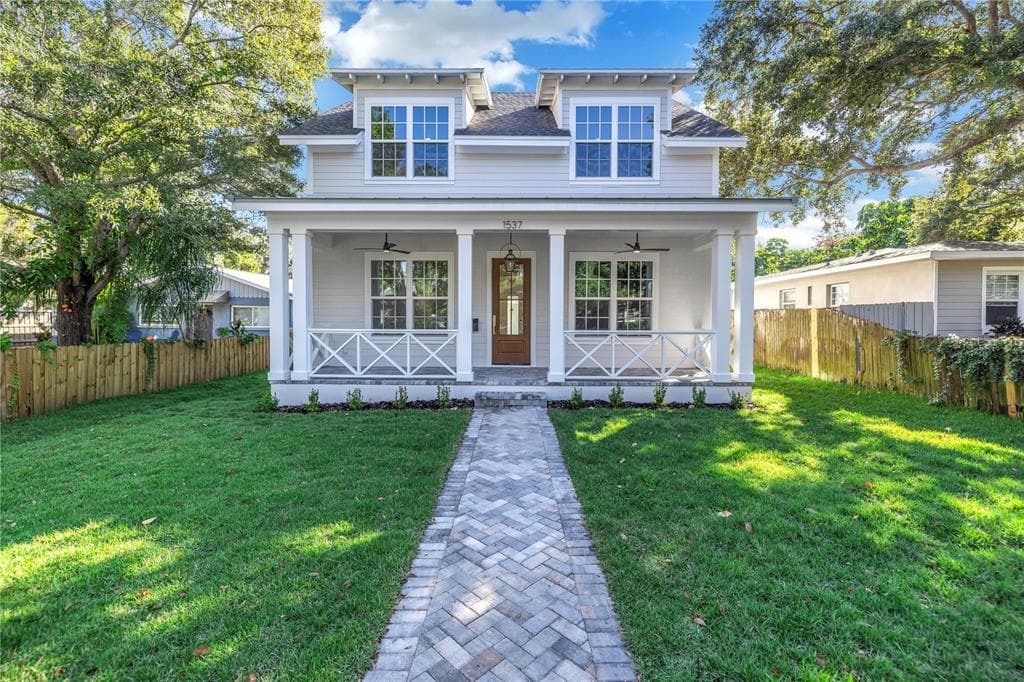 454 12TH AVENUE N ST PETERSBURG, FL 33701
