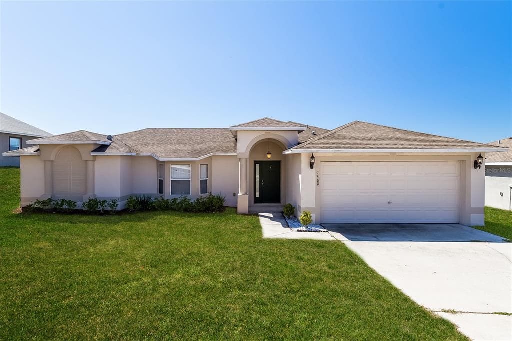 1480 MUIR CIRCLE CLERMONT, FL 34711