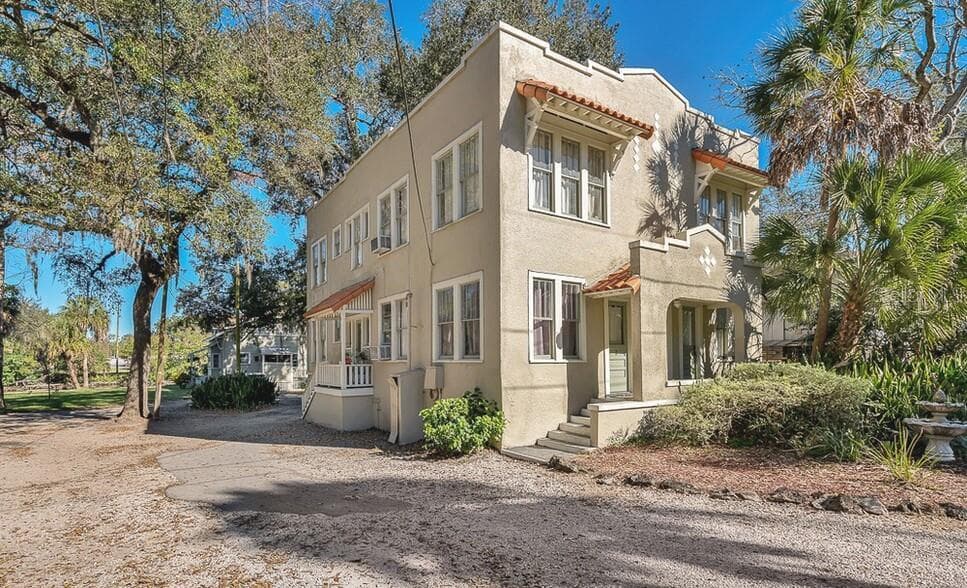 714 E HOLLYWOOD STREET UNIT 2 TAMPA, FL 33604