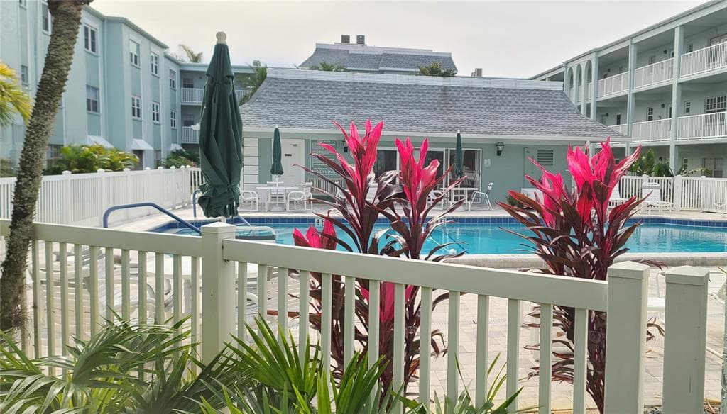1706 BELLEAIR FOREST DRIVE UNIT 210 BELLEAIR, FL 33756