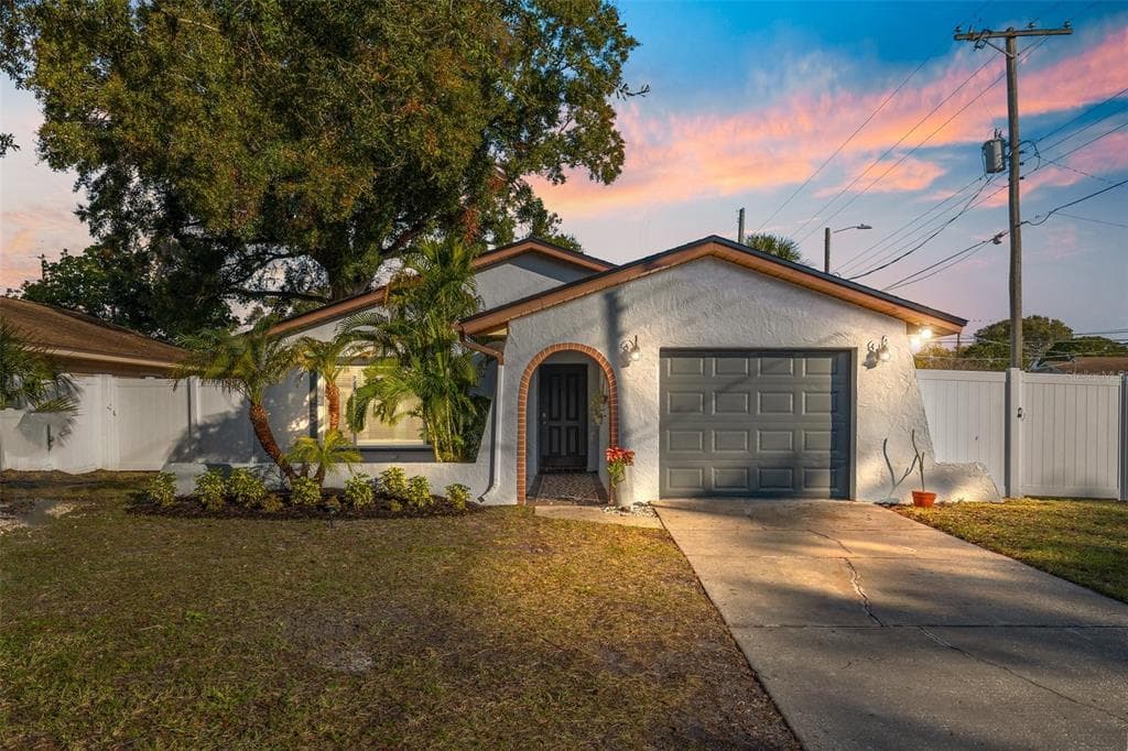 2901 W CORDELIA STREET TAMPA, FL 33607