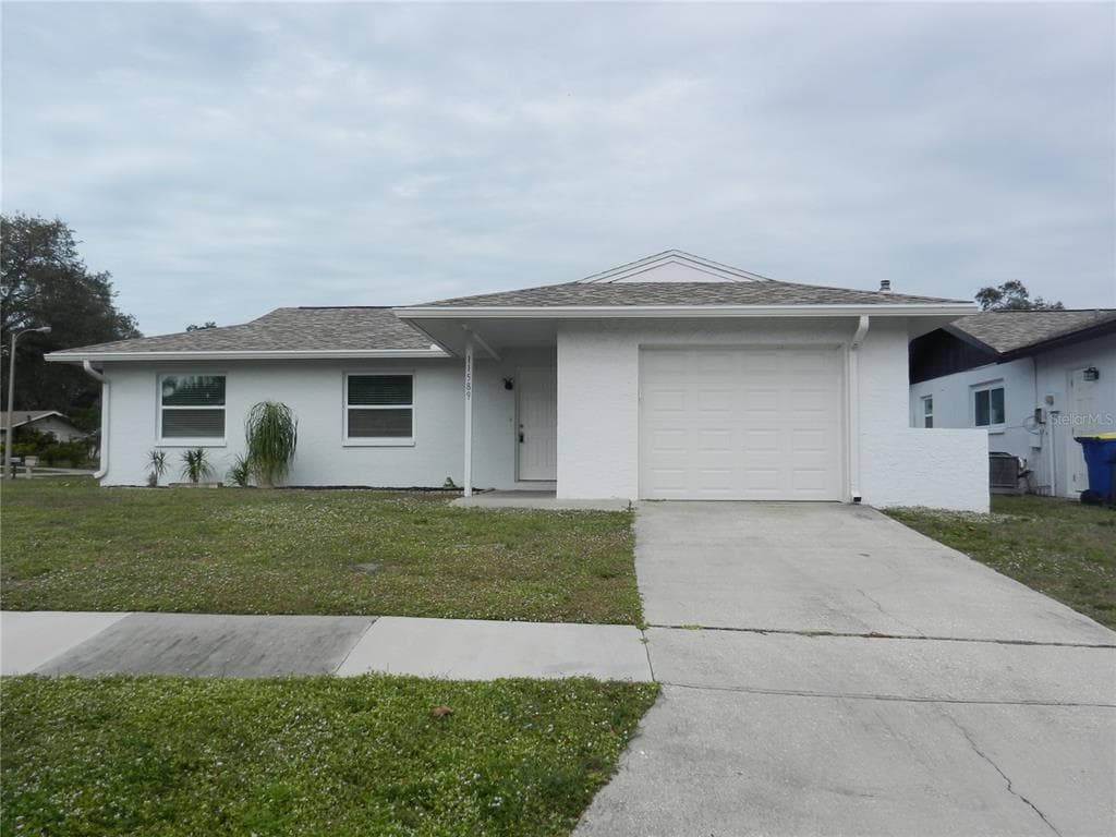 11589 107TH AVENUE SEMINOLE, FL 33778
