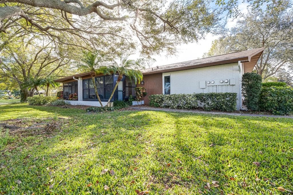 2390 SHELLY DRIVE UNIT C PALM HARBOR, FL 34684