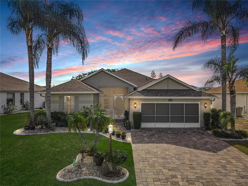 2206 PRESERVATION GREEN COURT SUN CITY CENTER, FL 33573