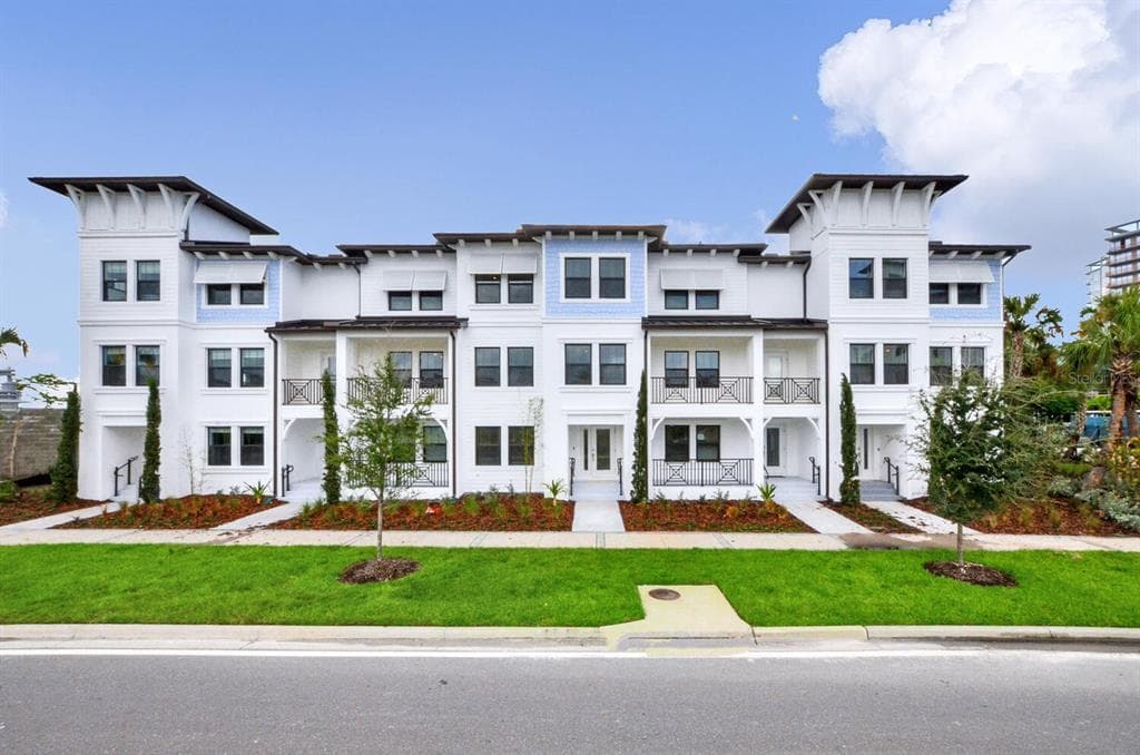 5351 BRIDGE STREET UNIT 49 TAMPA, FL 33611